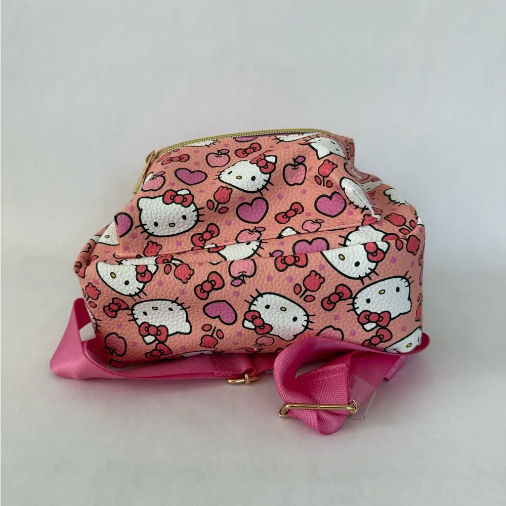 Hello Kitty Heart Patterned Pink Backpack - Picture 4 of 5